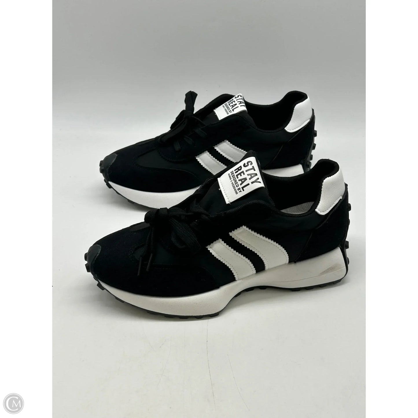 Shoes Athletic By Clothes Mentor In Black, Size: 9
