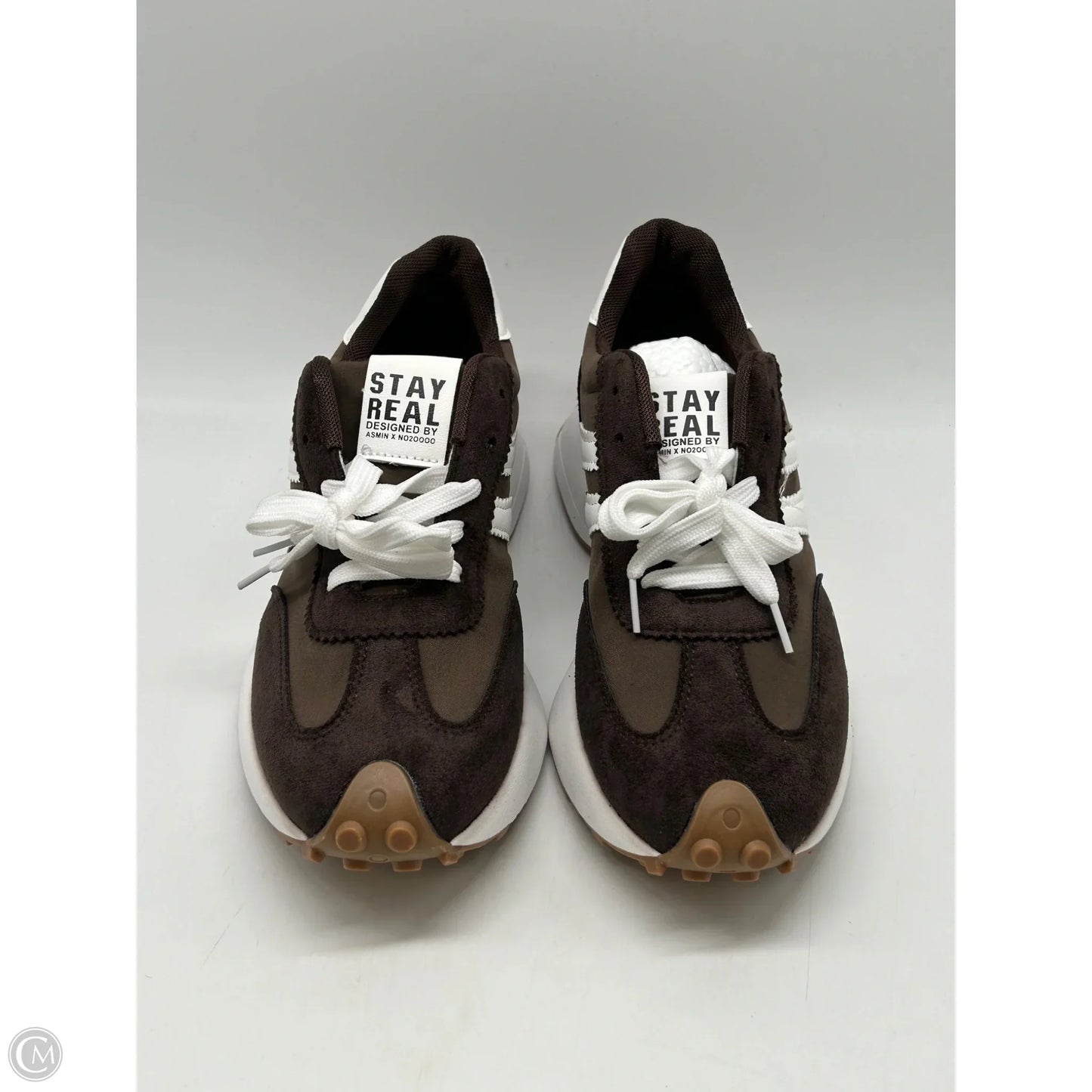 Shoes Athletic By Clothes Mentor In Brown, Size: 9