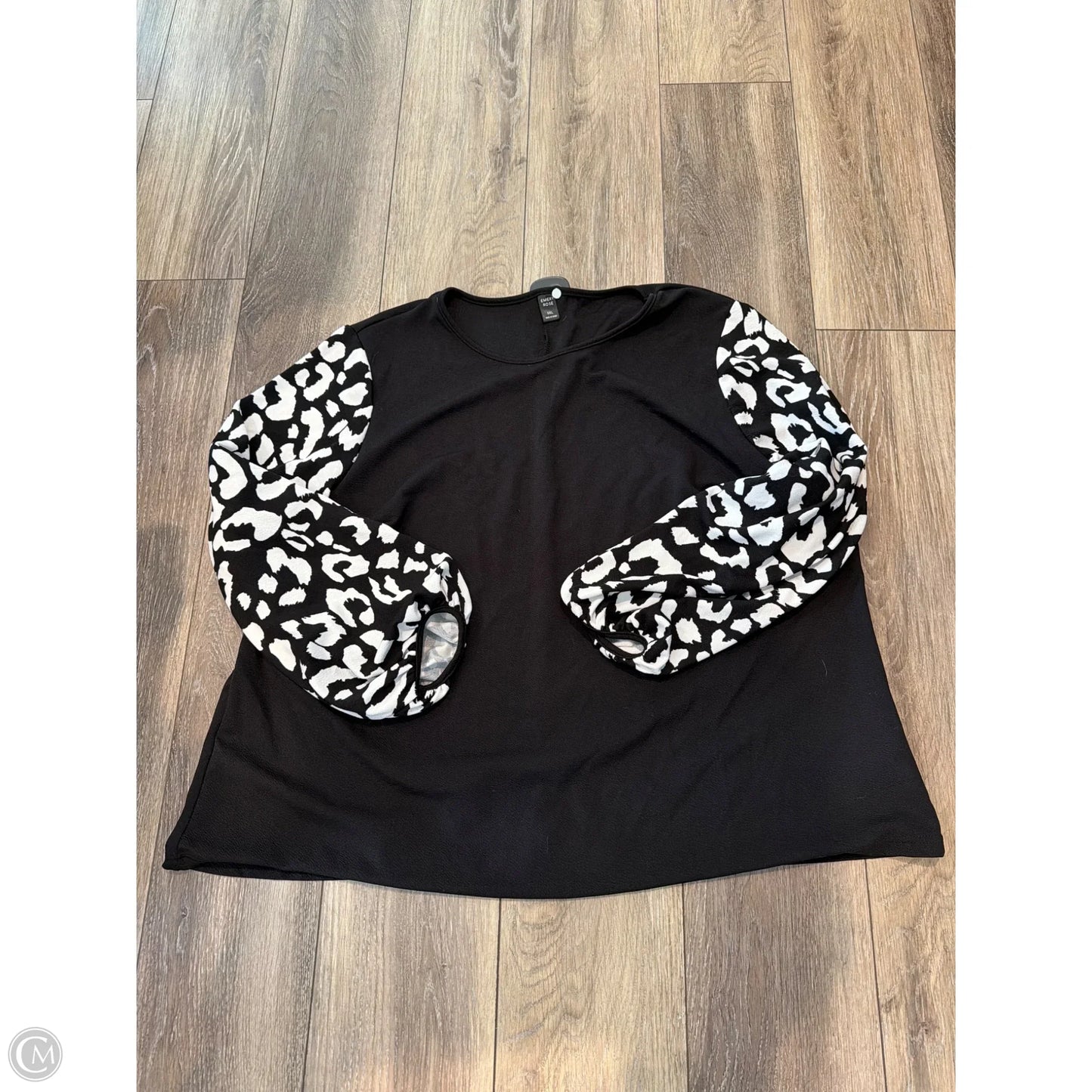 Top Long Sleeve By Emery Rose In Black, Size: 5