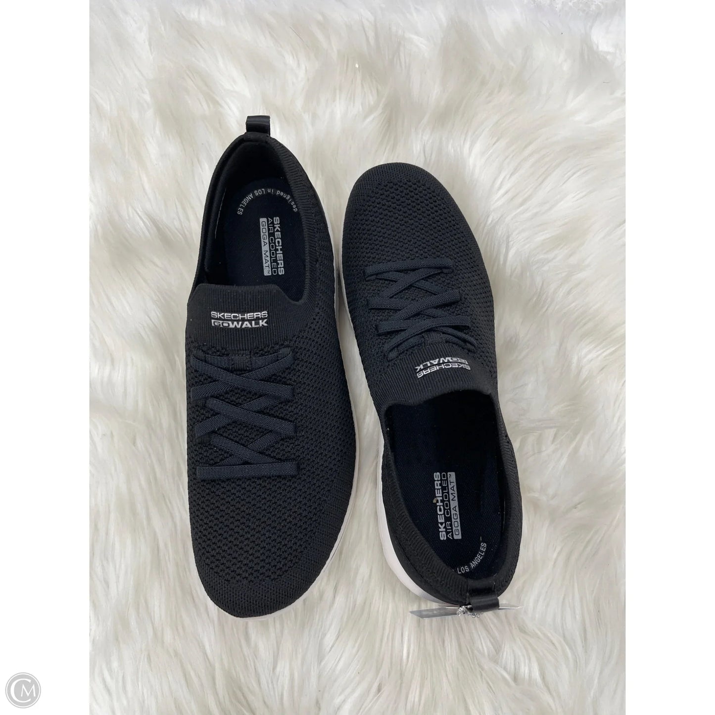 Shoes Athletic By Skechers In Black, Size: 10