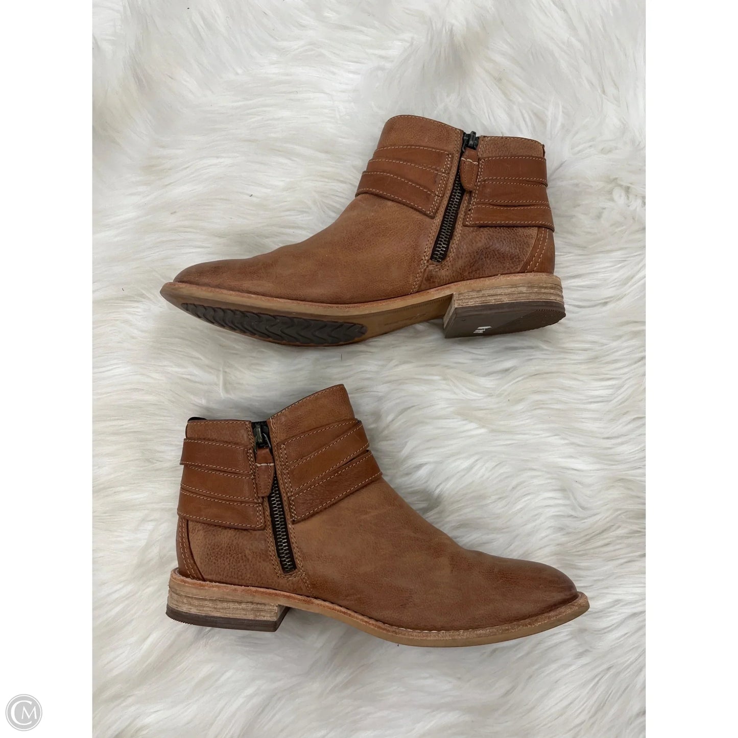 Boots Ankle Flats By Clarks In Brown, Size: 8