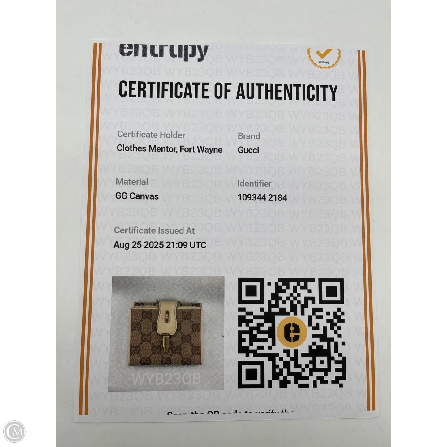 Wallet Luxury Designer By Gucci, Size: Medium