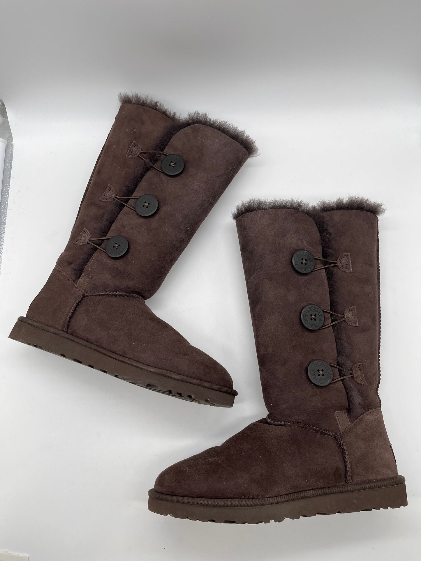 Boots Designer By Ugg In Brown, Size: 8