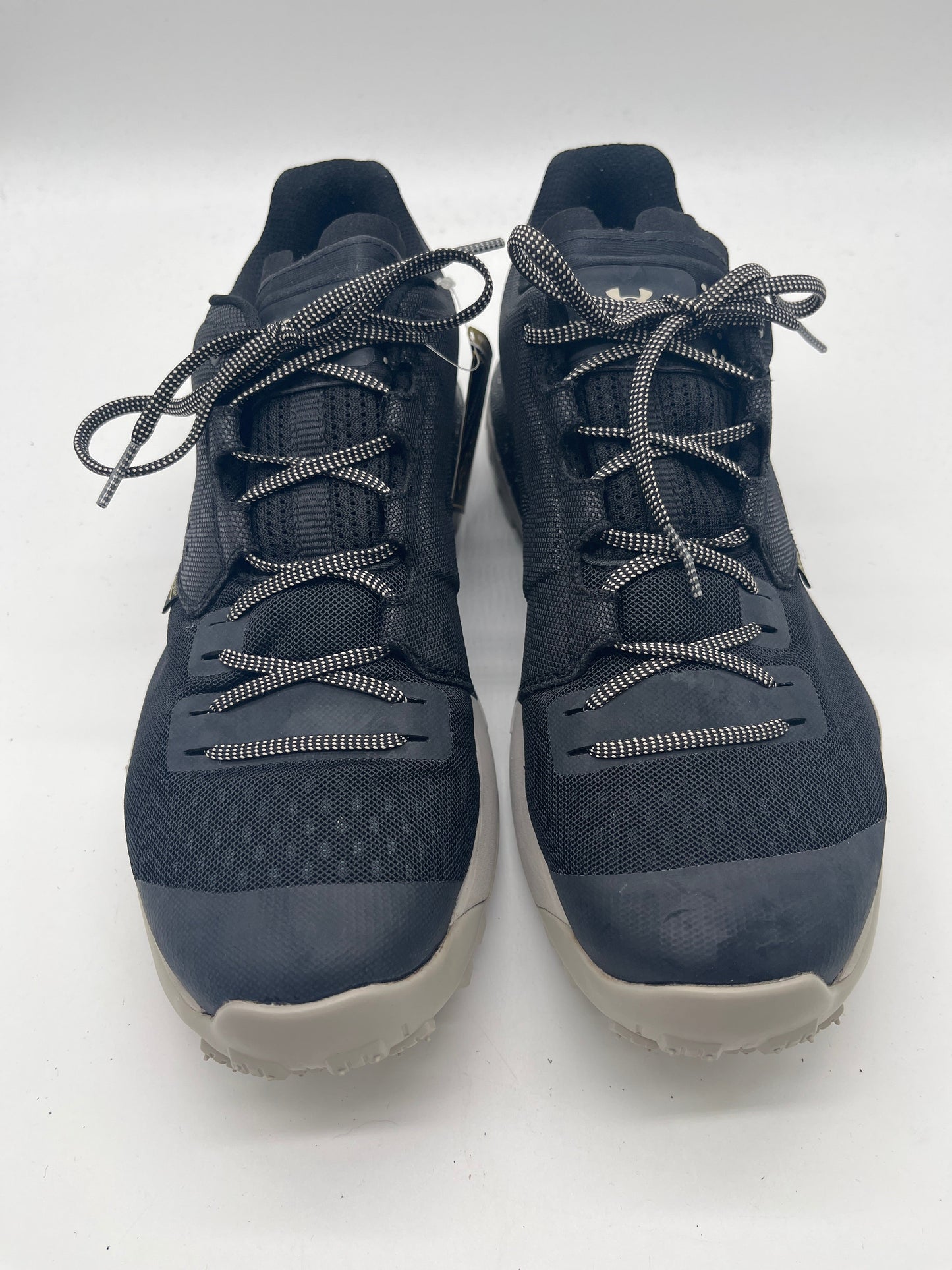 Black Shoes Hiking Under Armour, Size 11