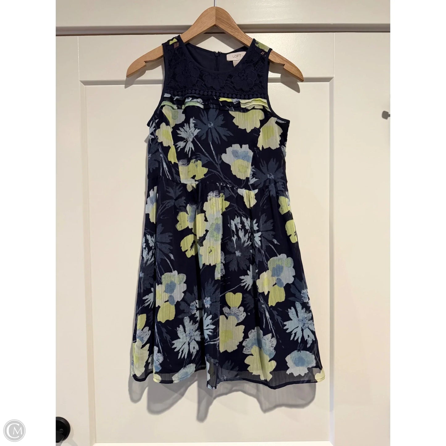 Dress Casual Short By Loft In Floral Print, Size: 0p