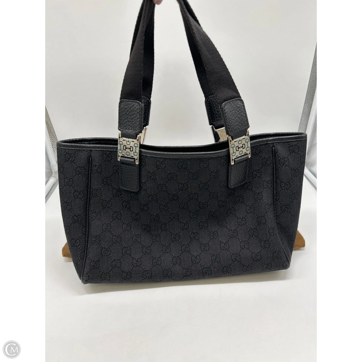 Handbag Luxury Designer By Gucci, Size: Medium