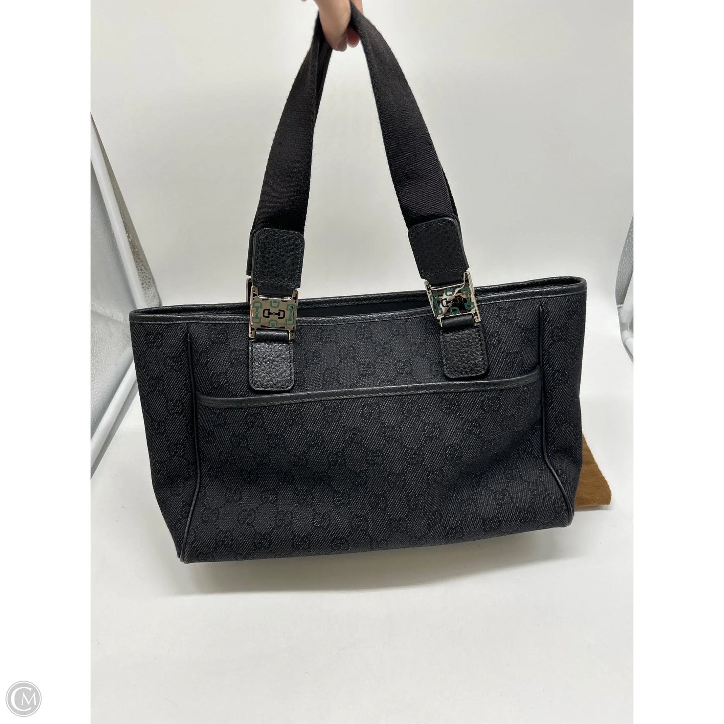 Handbag Luxury Designer By Gucci, Size: Medium