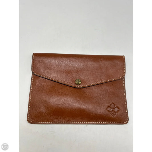 Clutch Designer By Patricia Nash, Size: Large