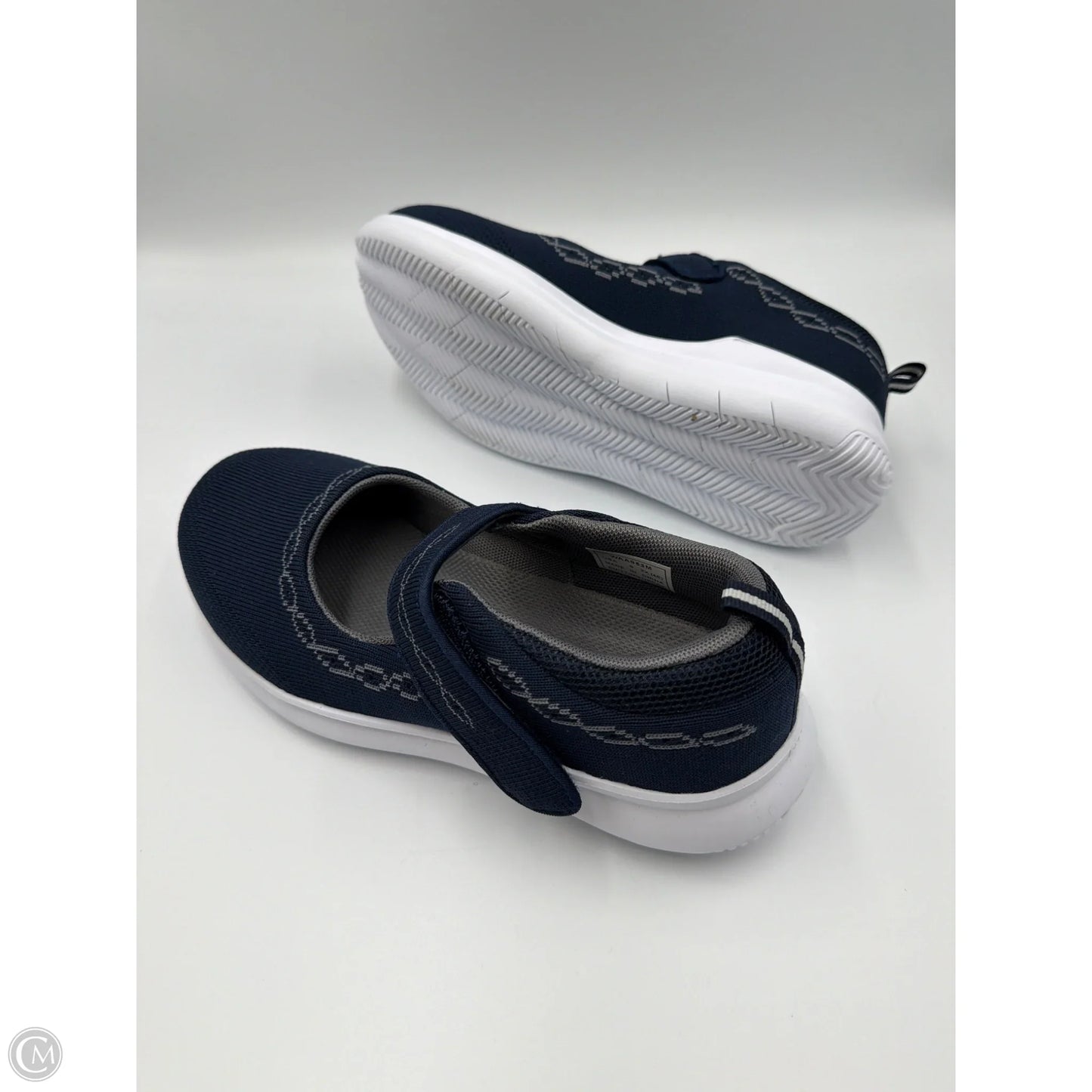 Shoes Flats By Clothes Mentor In Navy, Size: 6