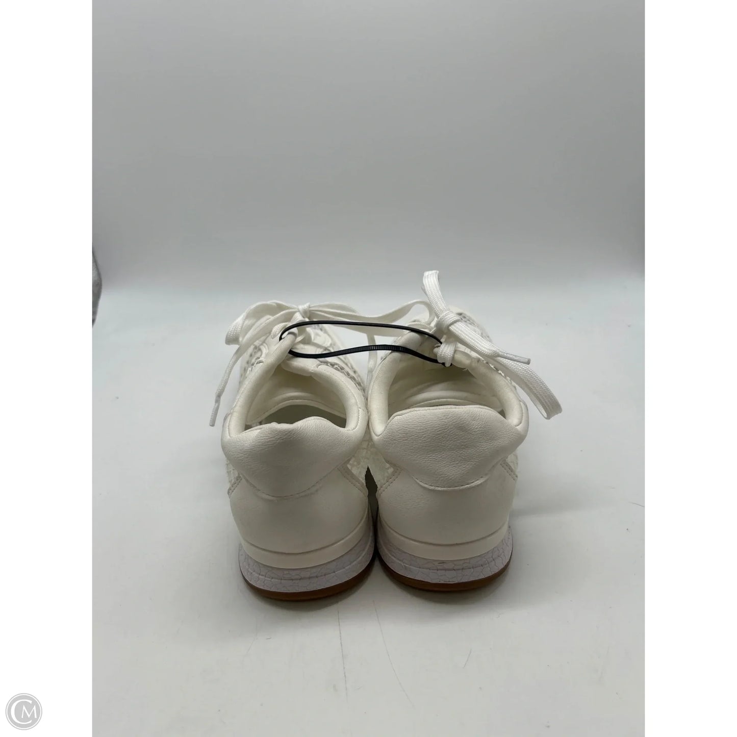 Shoes Sneakers By Dolce Vita In White, Size: 8.5