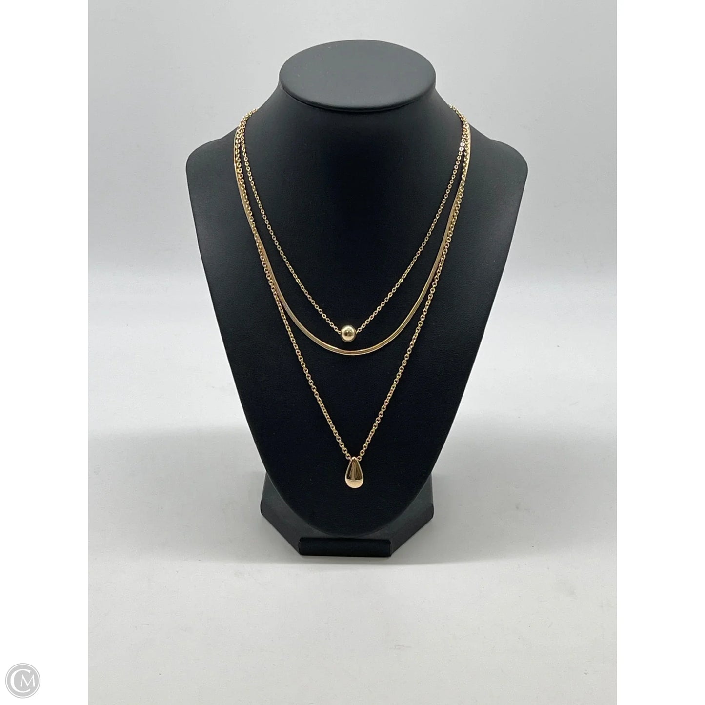 Necklace Layered By Clothes Mentor