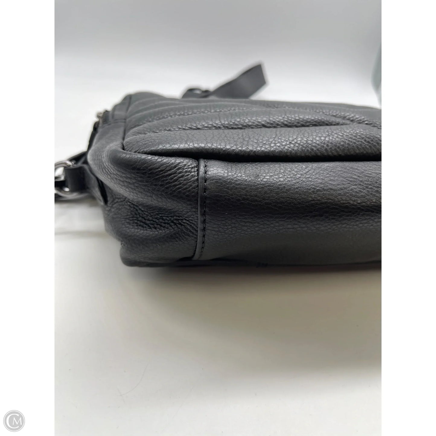 Crossbody Leather By Clothes Mentor, Size: Medium