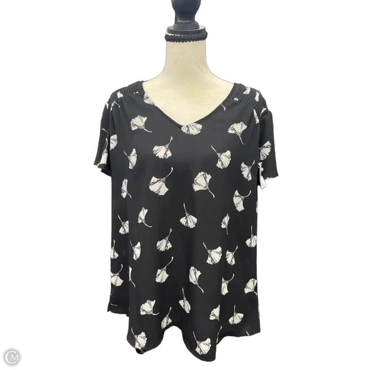 Top Short Sleeve By Maurices In Black, Size: L
