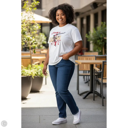 Top Short Sleeve By Disney In White, Size: 1x