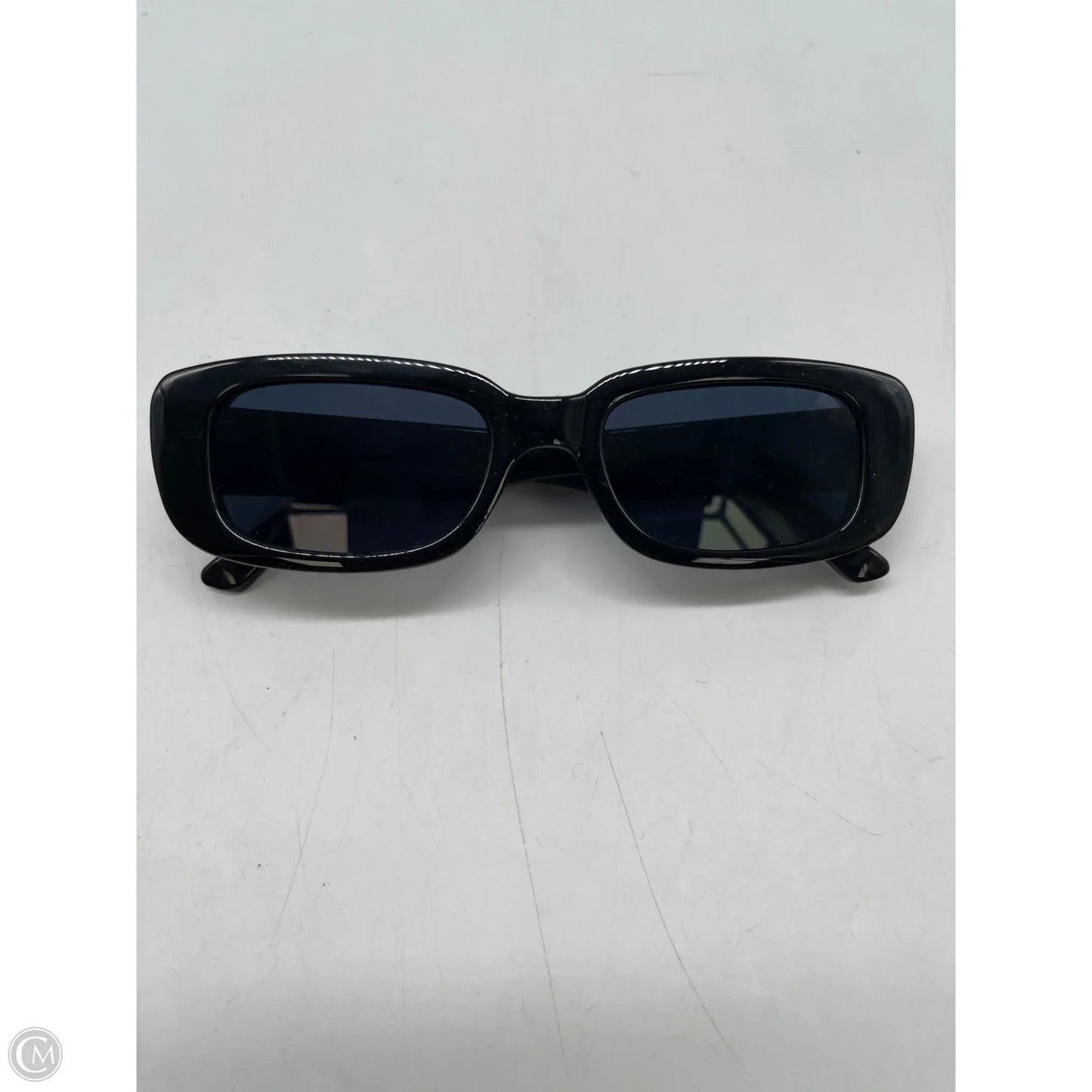 Sunglasses By Clothes Mentor, Size: