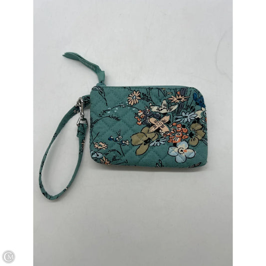 Wristlet By Vera Bradley, Size: Small