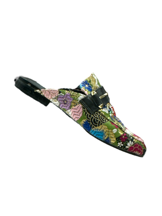 Shoes Flats By Steve Madden In Multi-colored, Size: 6.5