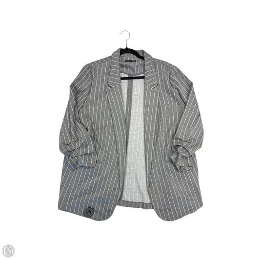 Blazer By Clothes Mentor In Grey, Size: 2x