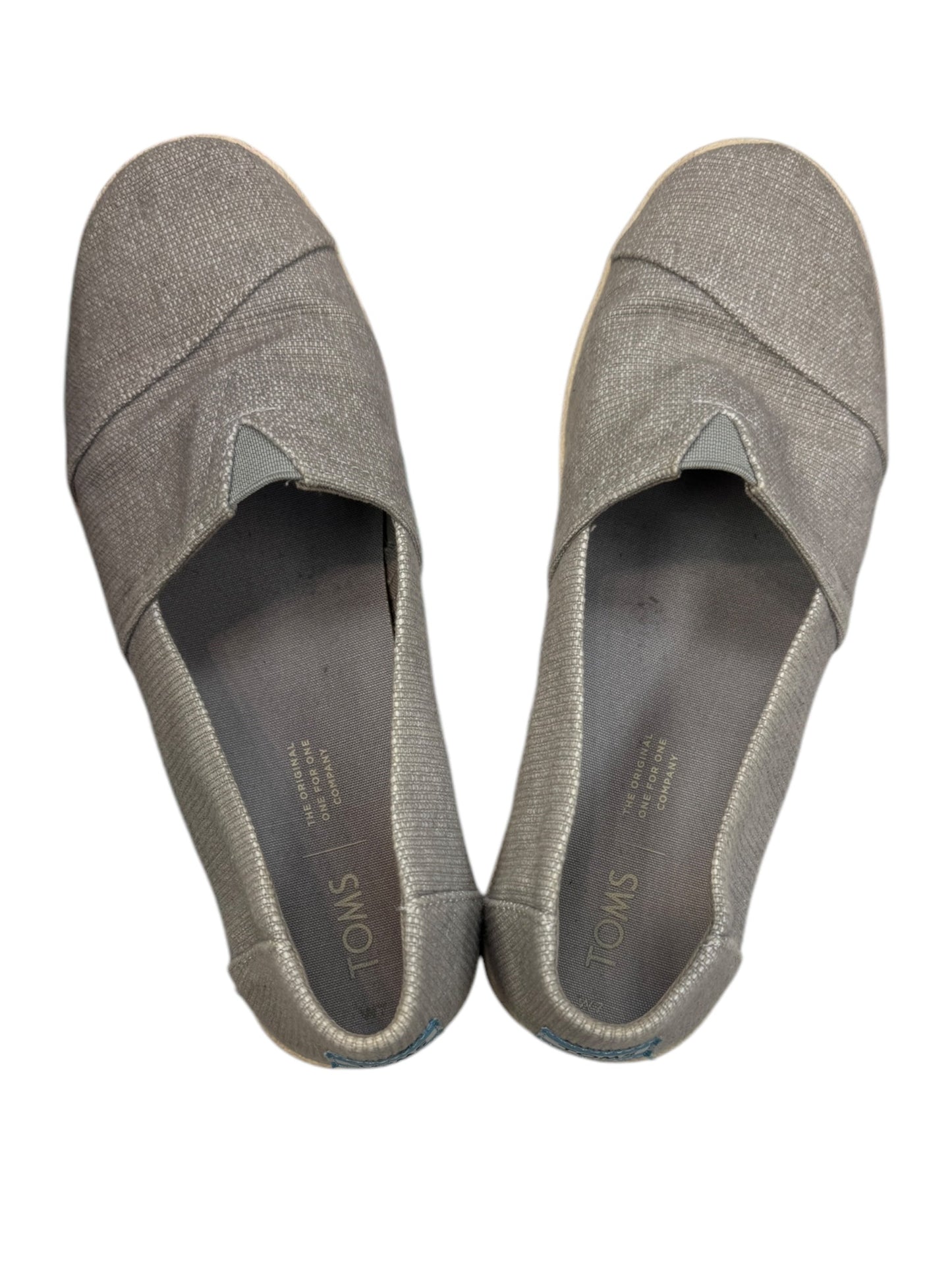 Shoes Flats By Toms In Grey, Size: 7