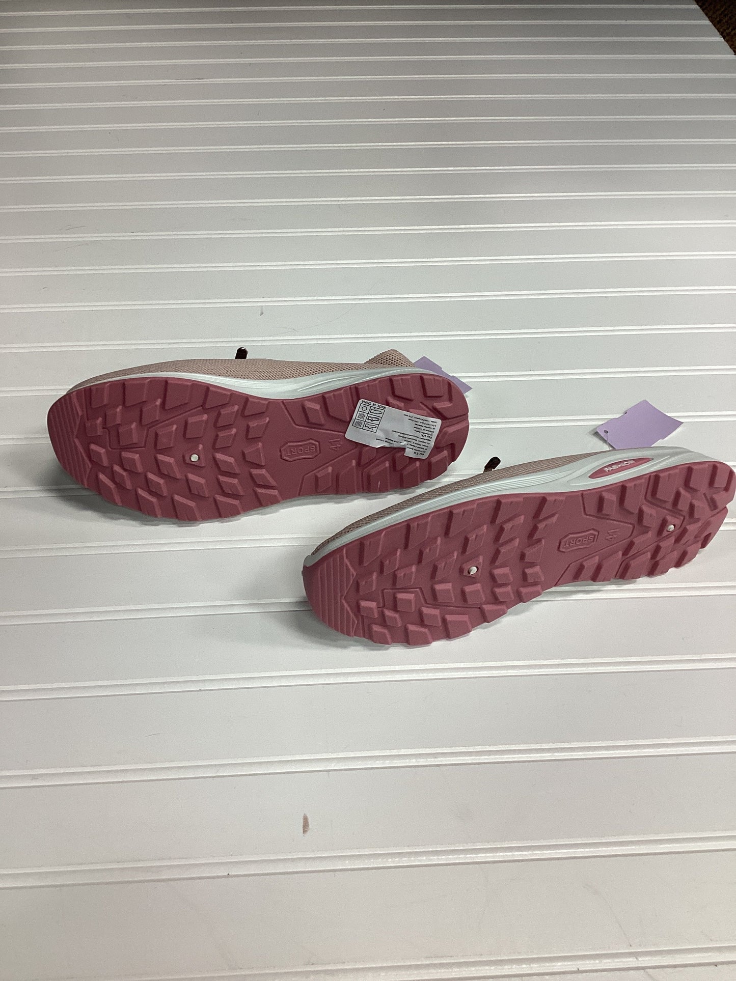 Shoes Athletic By Cmc In Pink, Size:10