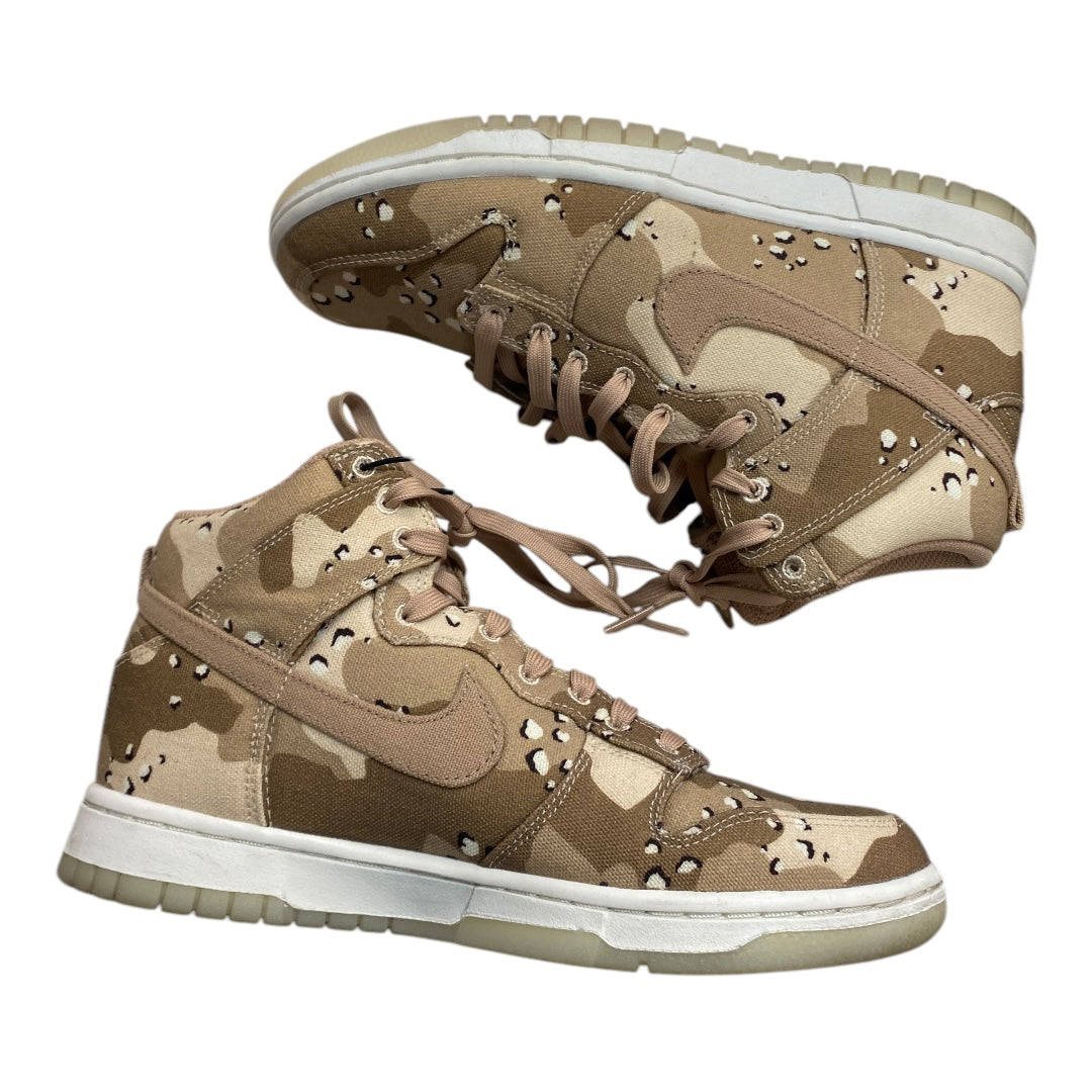 Shoes Sneakers By Nike In Camouflage Print, Size: 8