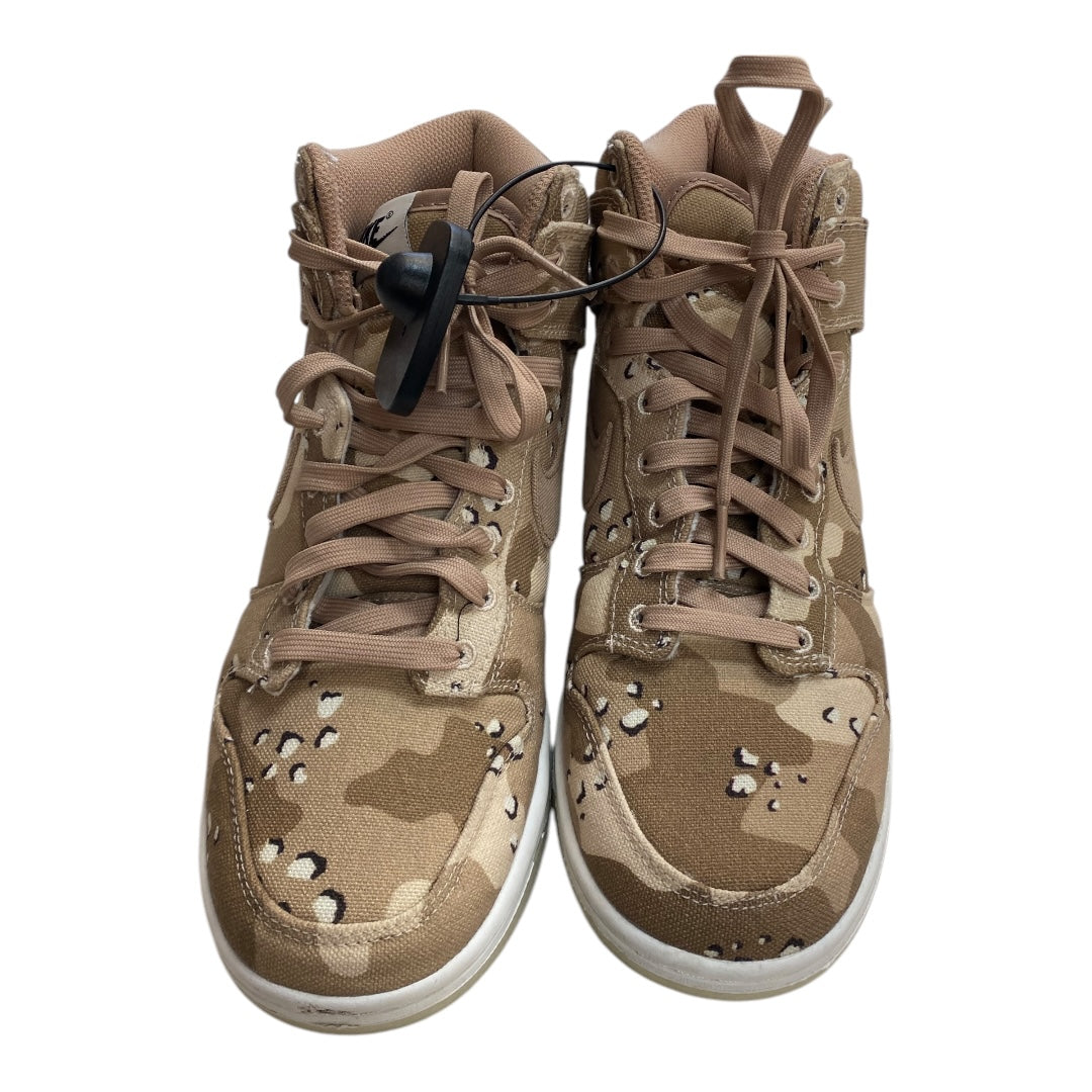 Shoes Sneakers By Nike In Camouflage Print, Size: 8