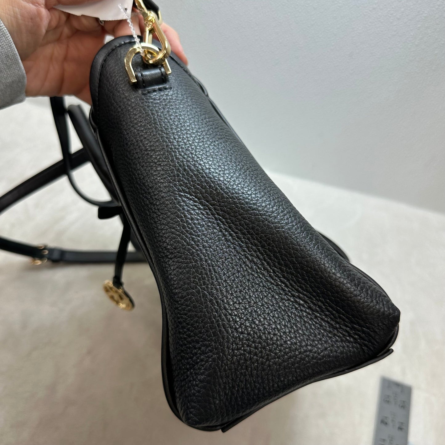 Handbag Designer By Michael Kors, Size: Medium