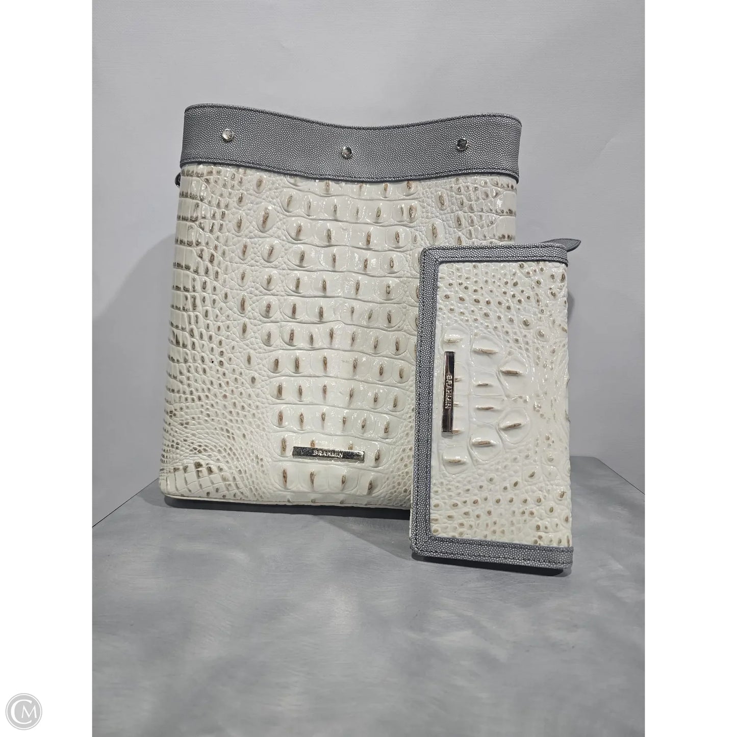 Handbag Designer By Brahmin, Size: Medium