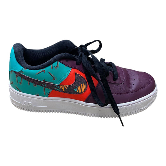 Shoes Sneakers By Nike In Multi-colored, Size: 9