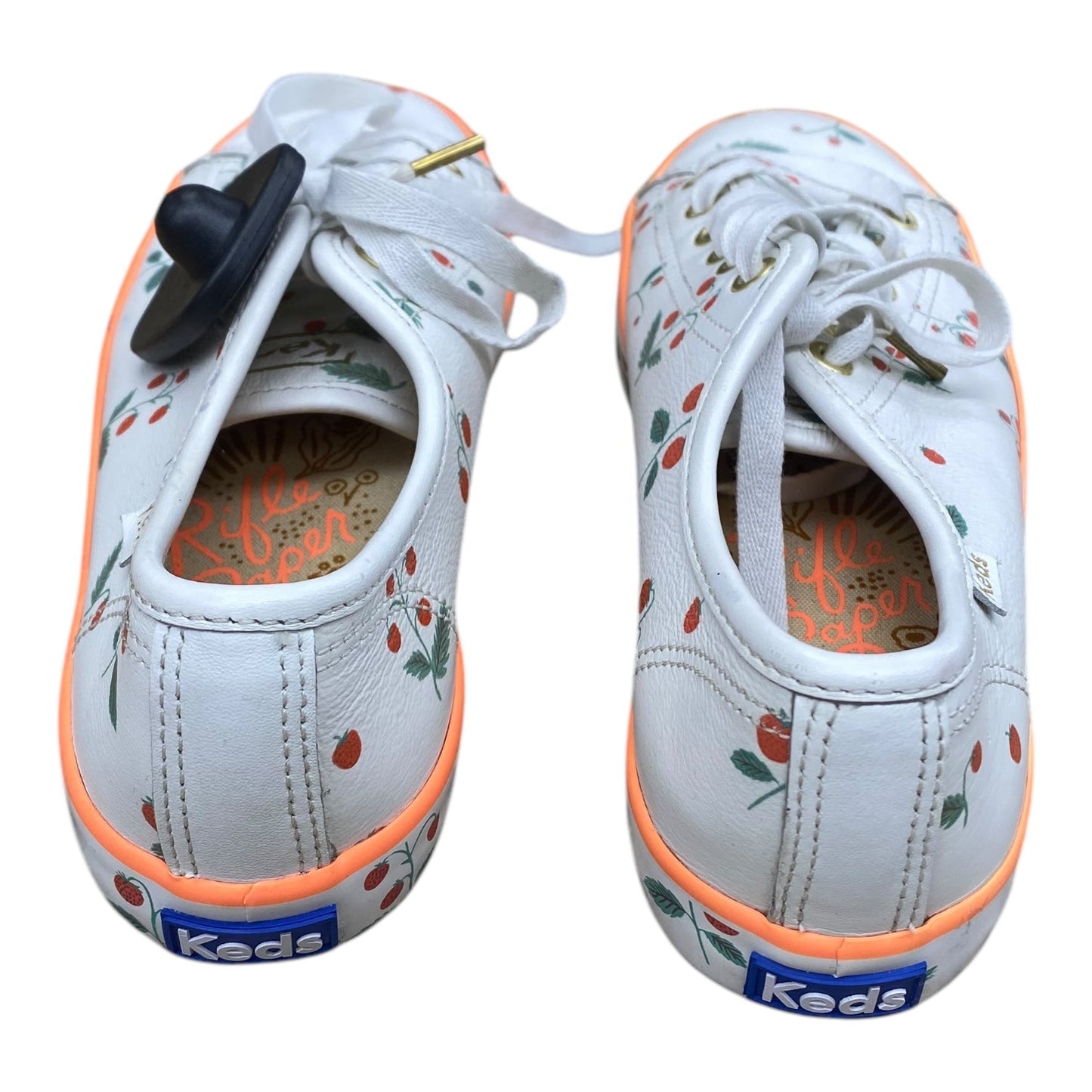 Shoes Sneakers By Keds In Cream, Size: 6