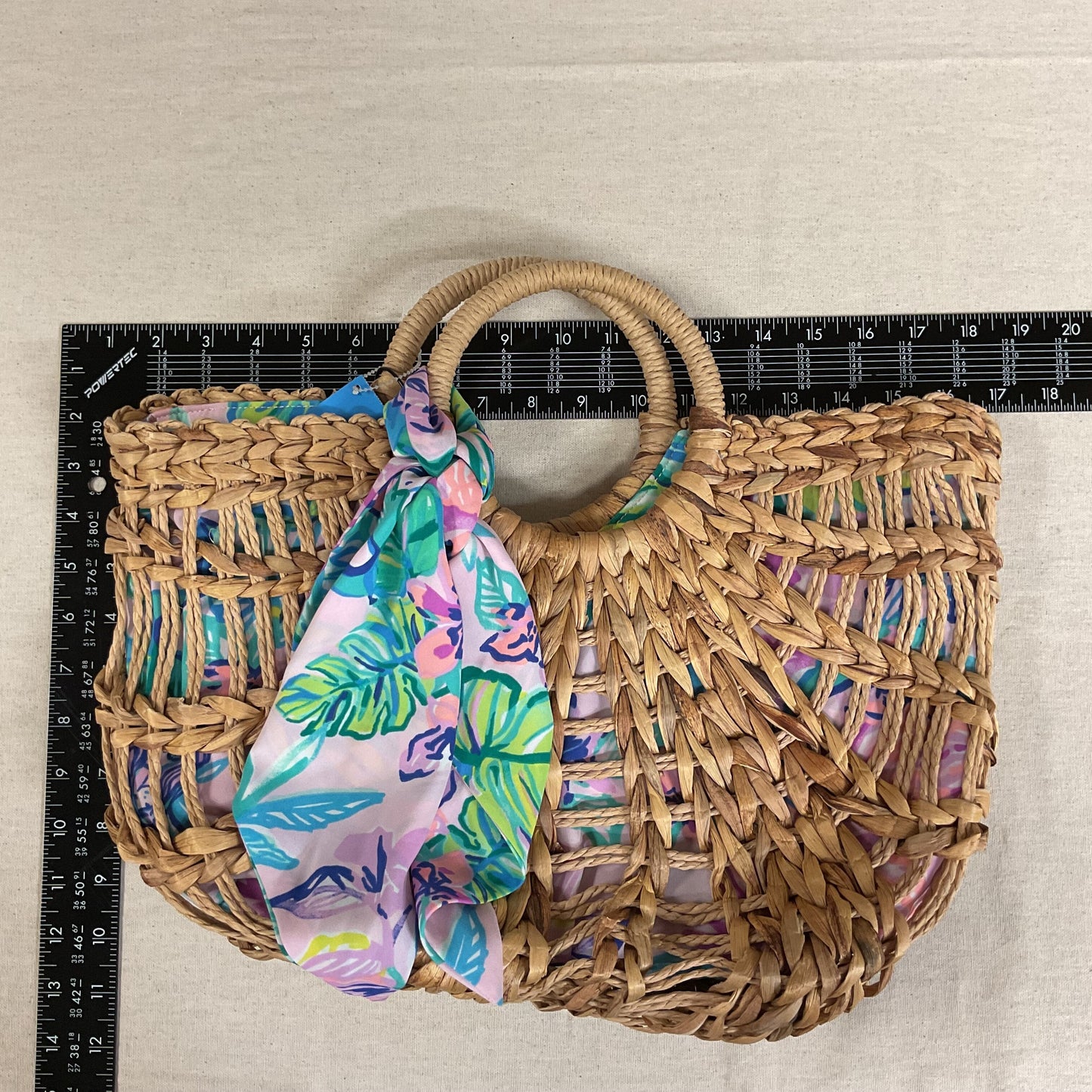 Handbag By Lilly Pulitzer  Size: Medium