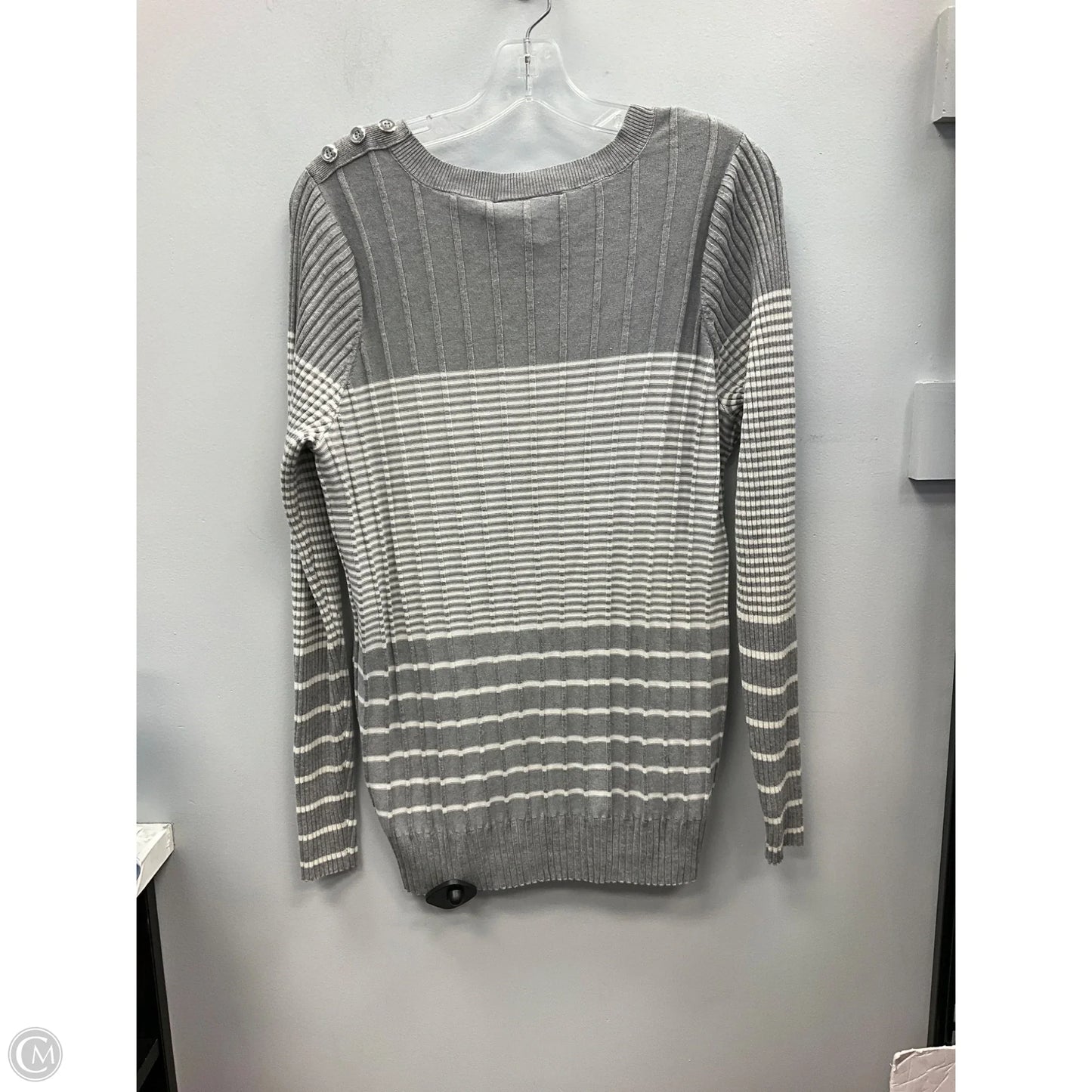 Top Long Sleeve By Lane Bryant In Grey & White, Size: 18