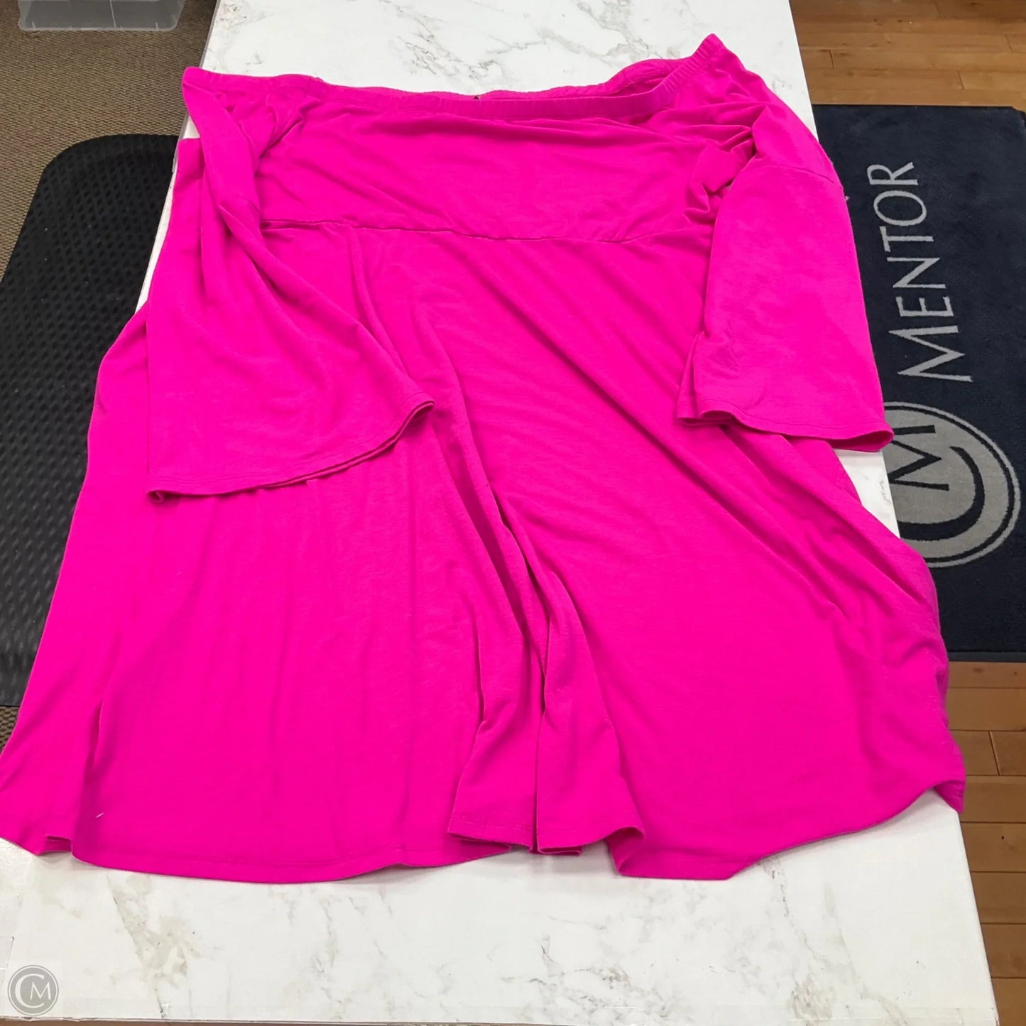 Dress Casual Short By Torrid In Pink, Size: 3x