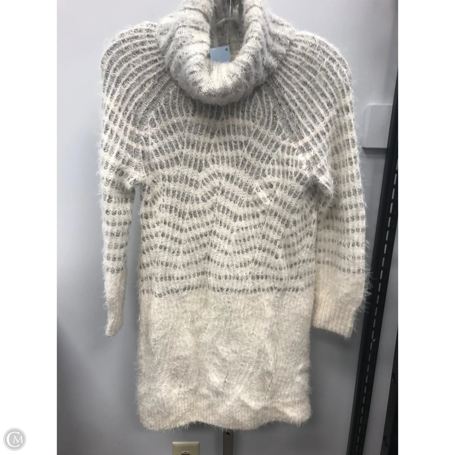 Dress Sweater By Sleeping On Snow In Cream, Size: Xsp