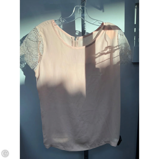 Top Short Sleeve By New York And Co In Peach, Size: M