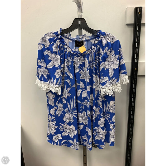 Top Short Sleeve By Cmc In Blue & White, Size: 1x