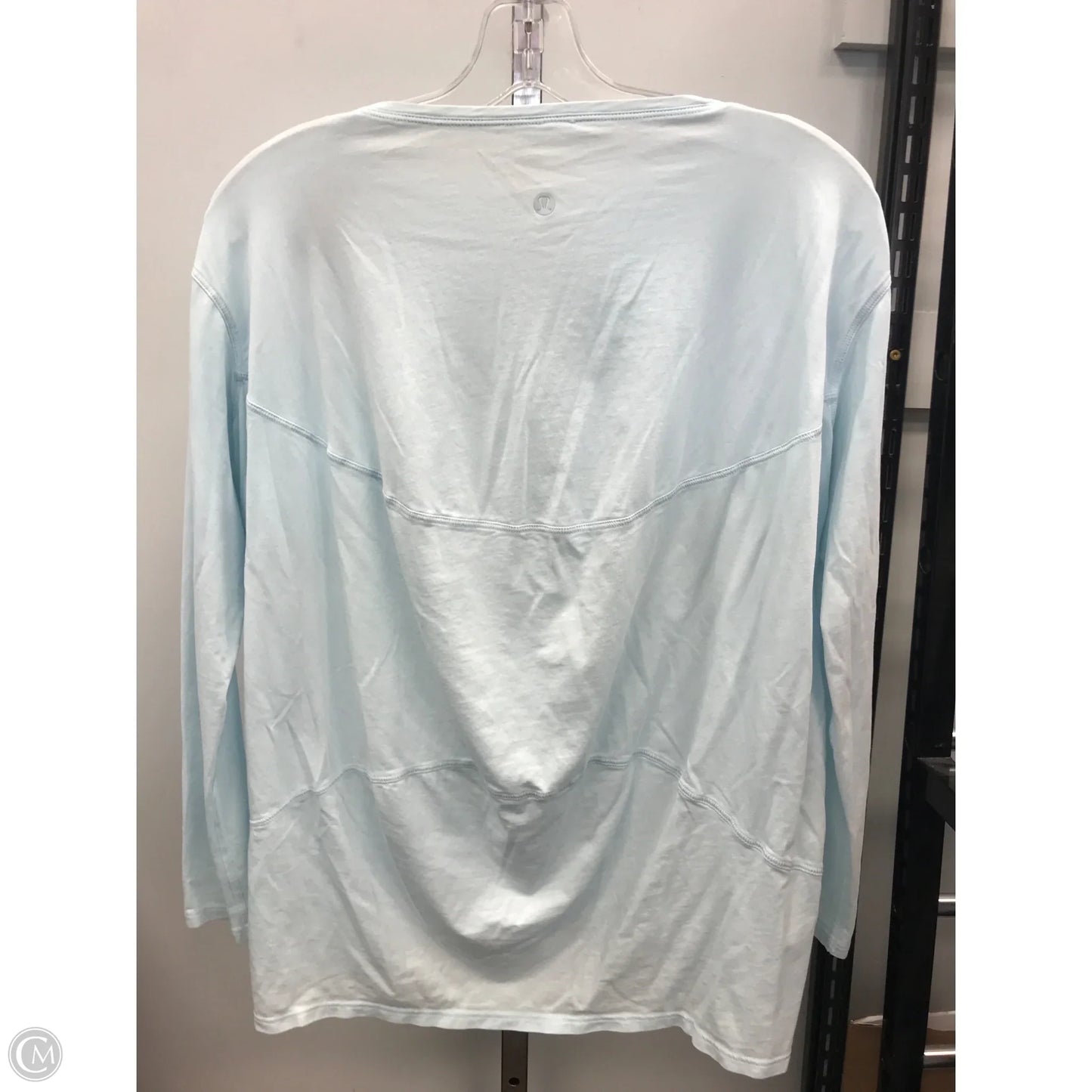 Athletic Top Long Sleeve Crewneck By Lululemon In Blue, Size: M