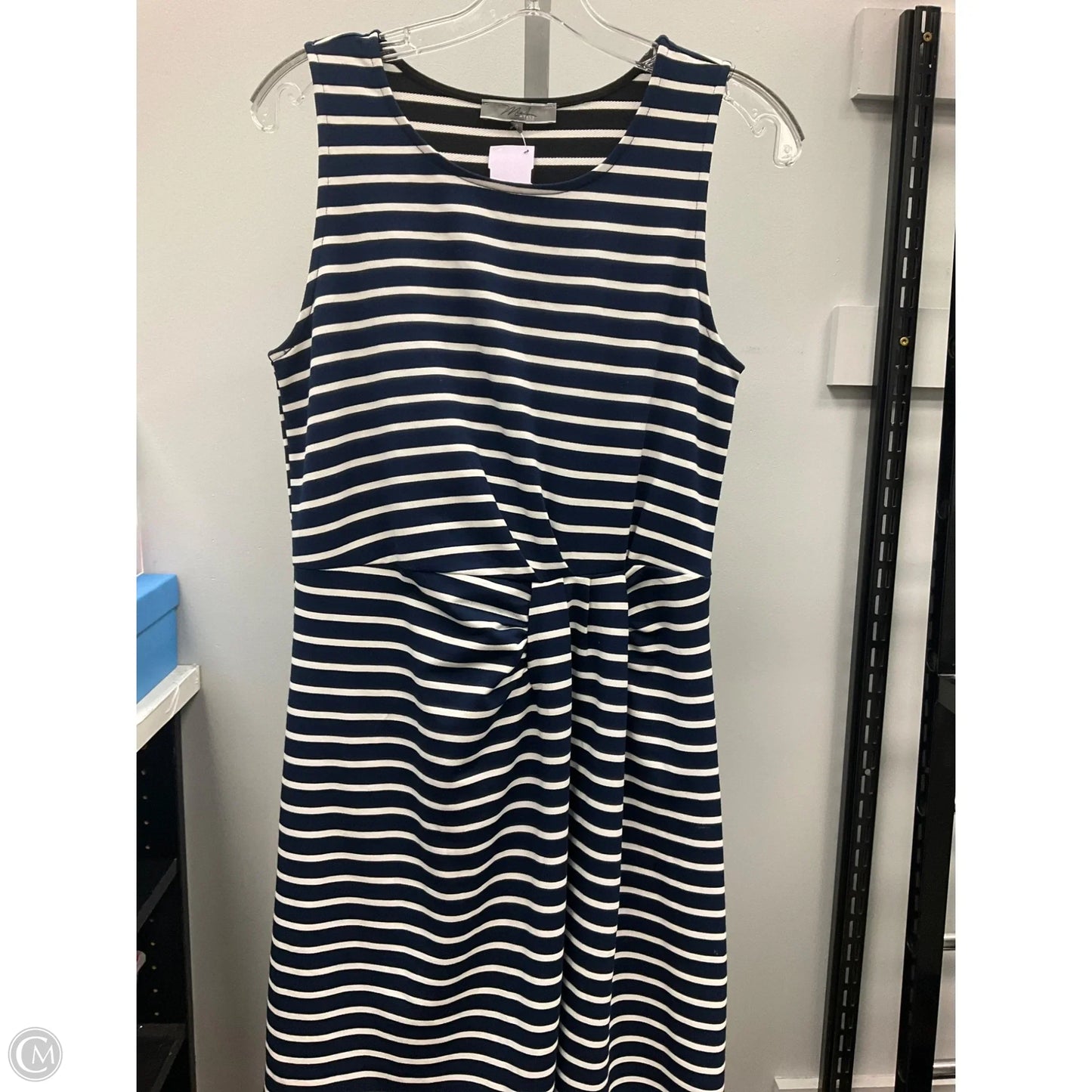 Dress Casual Short By Cmc In Striped Pattern, Size: S