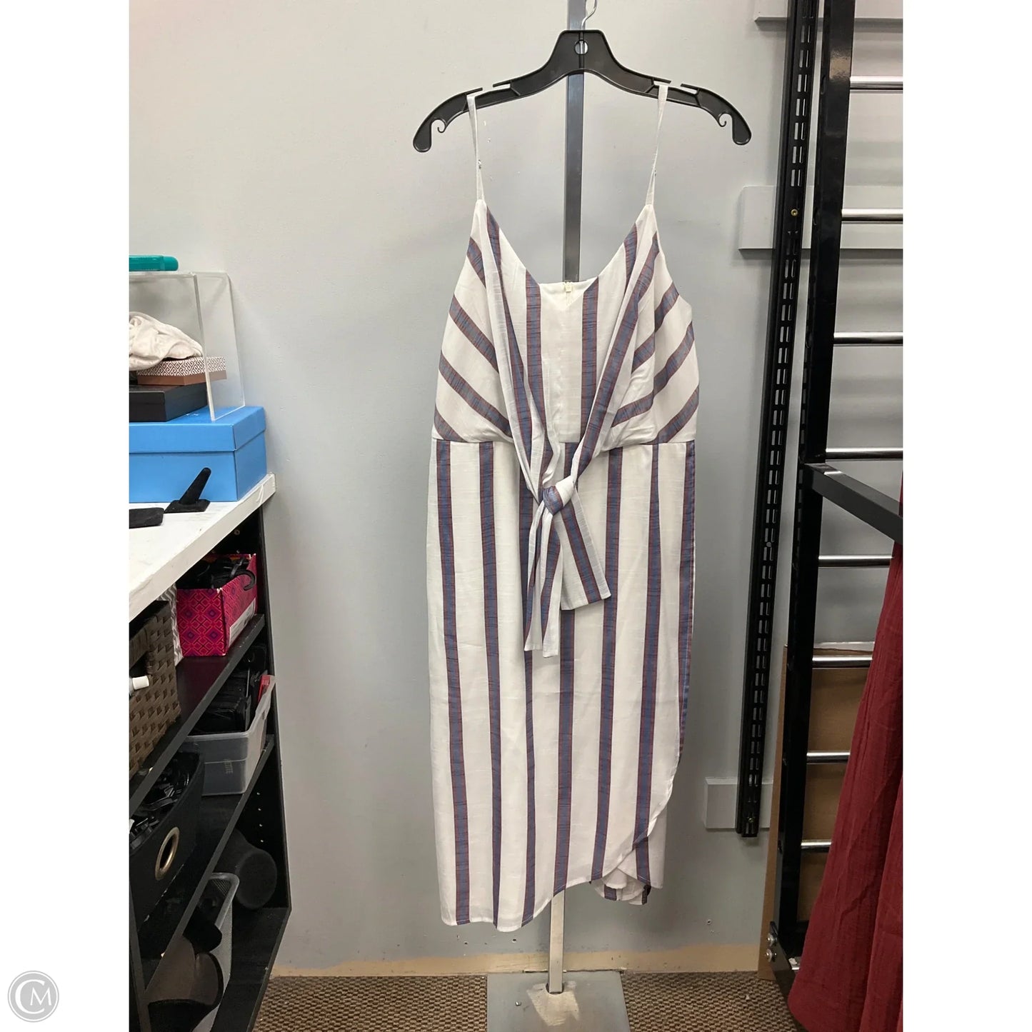 Dress Casual Midi By Banana Republic In Striped Pattern, Size: 14