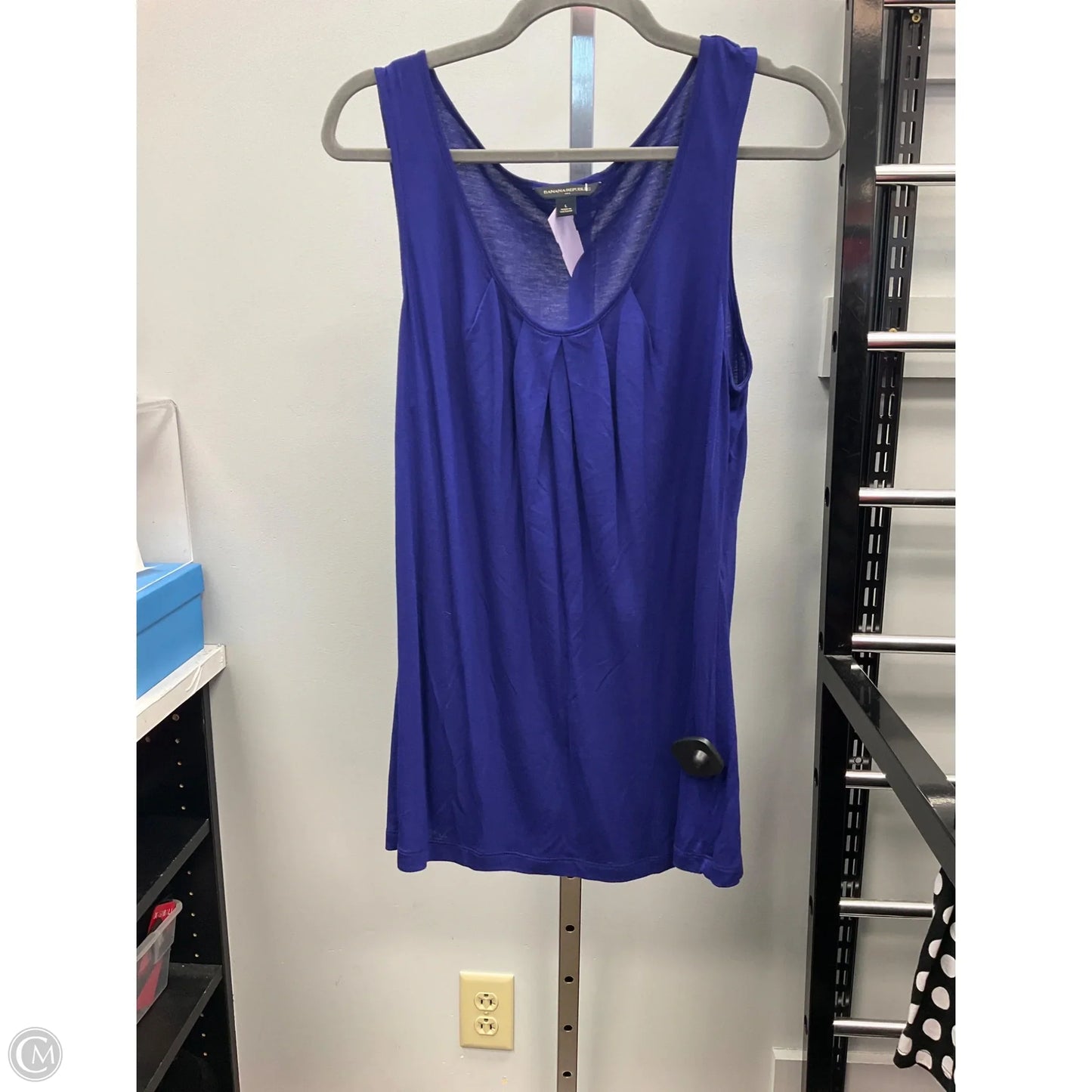 Top Sleeveless By Banana Republic In Blue, Size: L