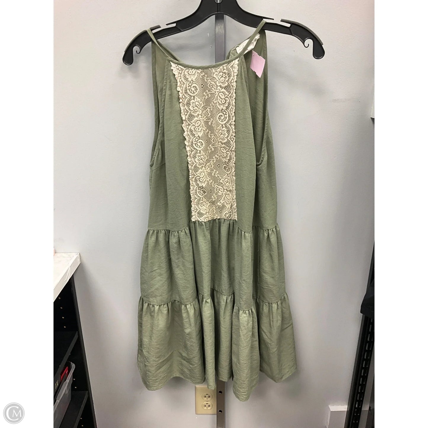 Dress Casual Short By Cmc In Green, Size: M