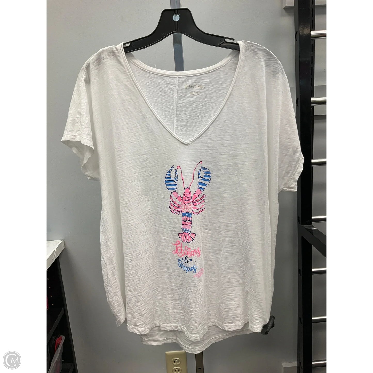 Top Short Sleeve Designer By Lilly Pulitzer In White, Size: L