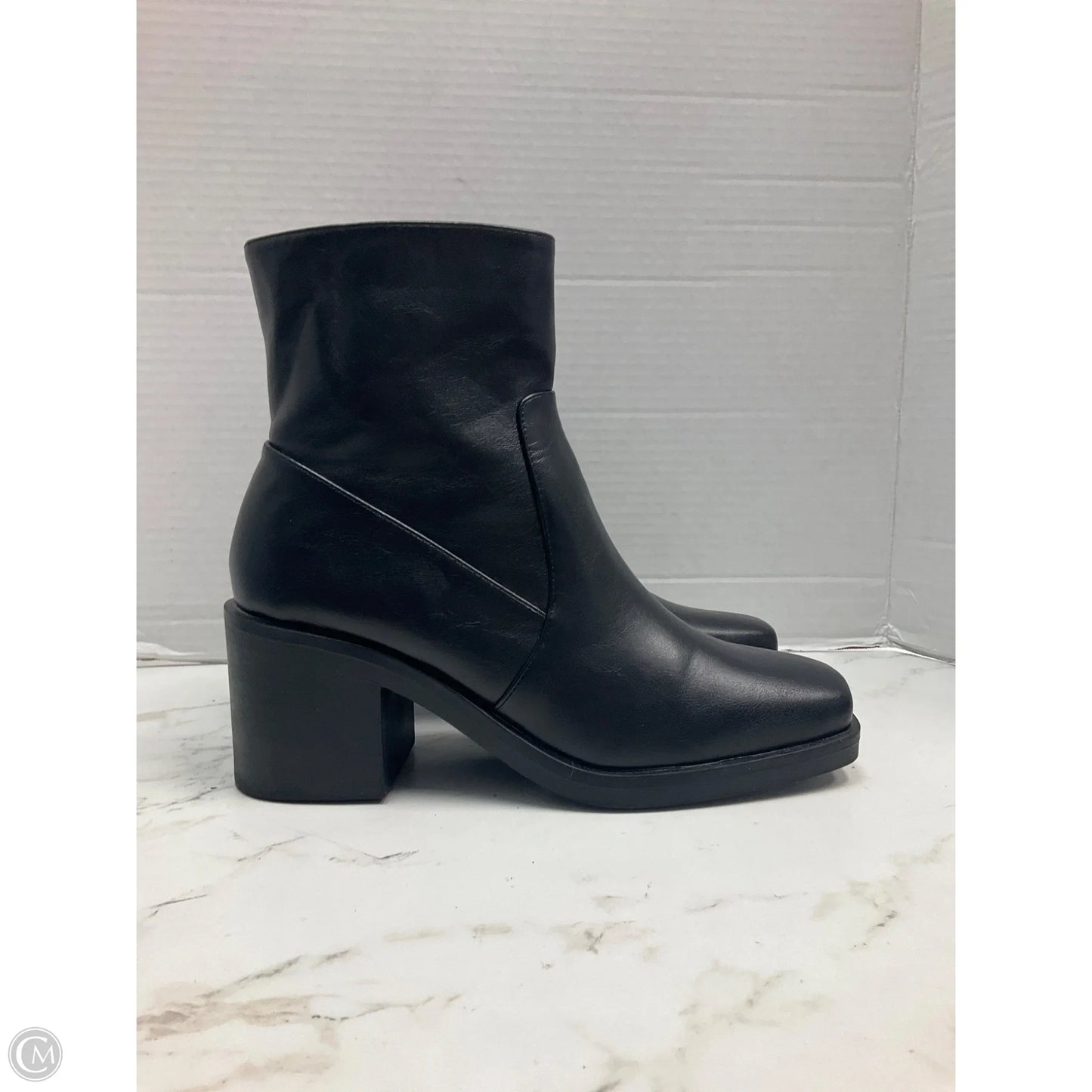 Boots Ankle Heels By Clothes Mentor In Black, Size: 8.5