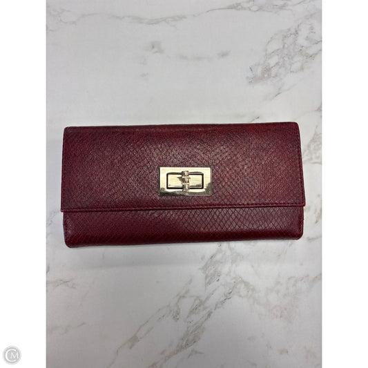 Wallet By Clothes Mentor, Size: Medium