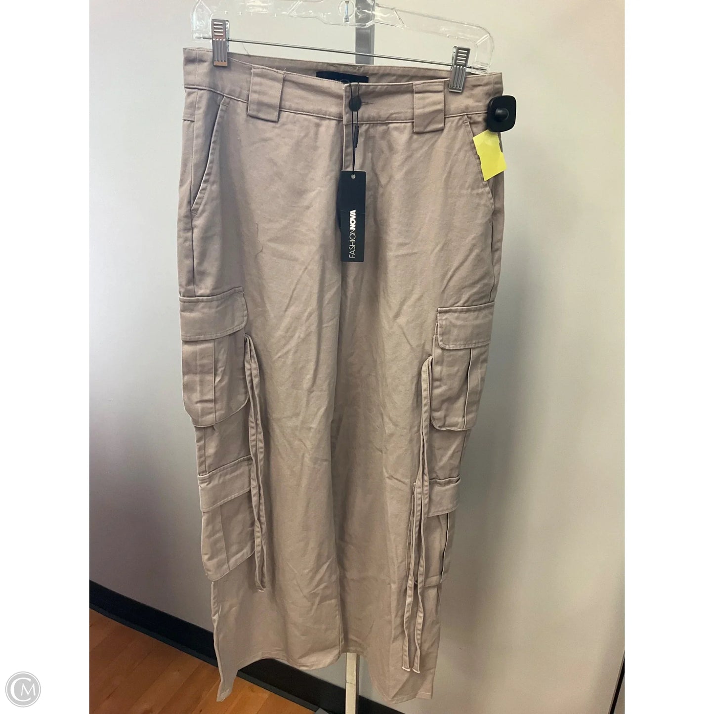 Pants Cargo & Utility By Fashion Nova In Tan, Size: S