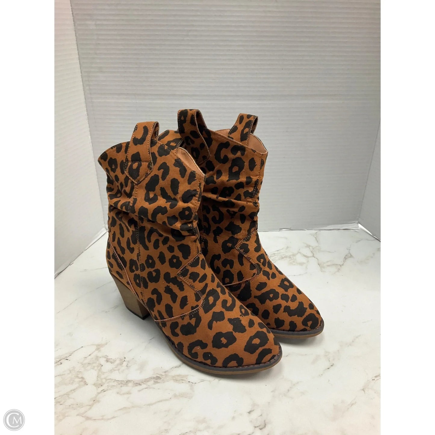 Boots Western By Clothes Mentor In Animal Print, Size: 9