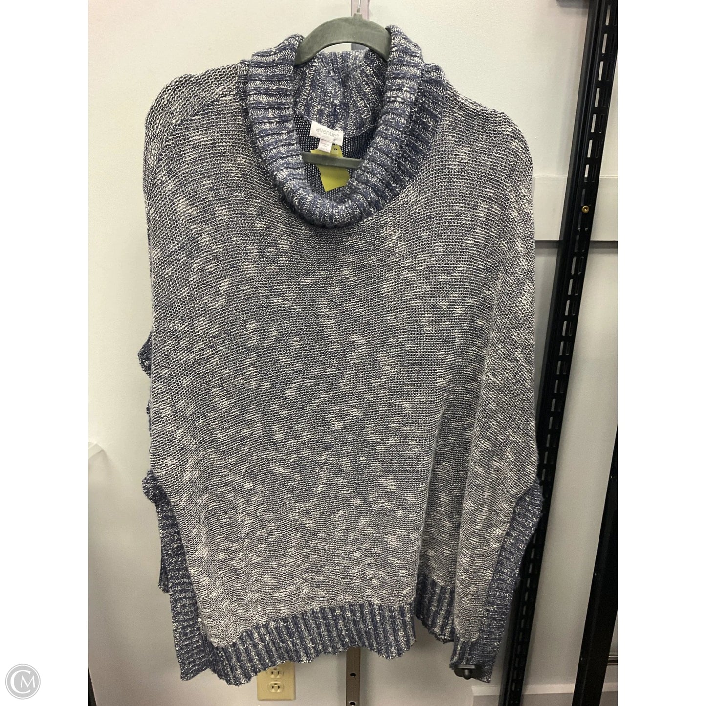 Sweater By Avenue In Blue & Cream, Size: L