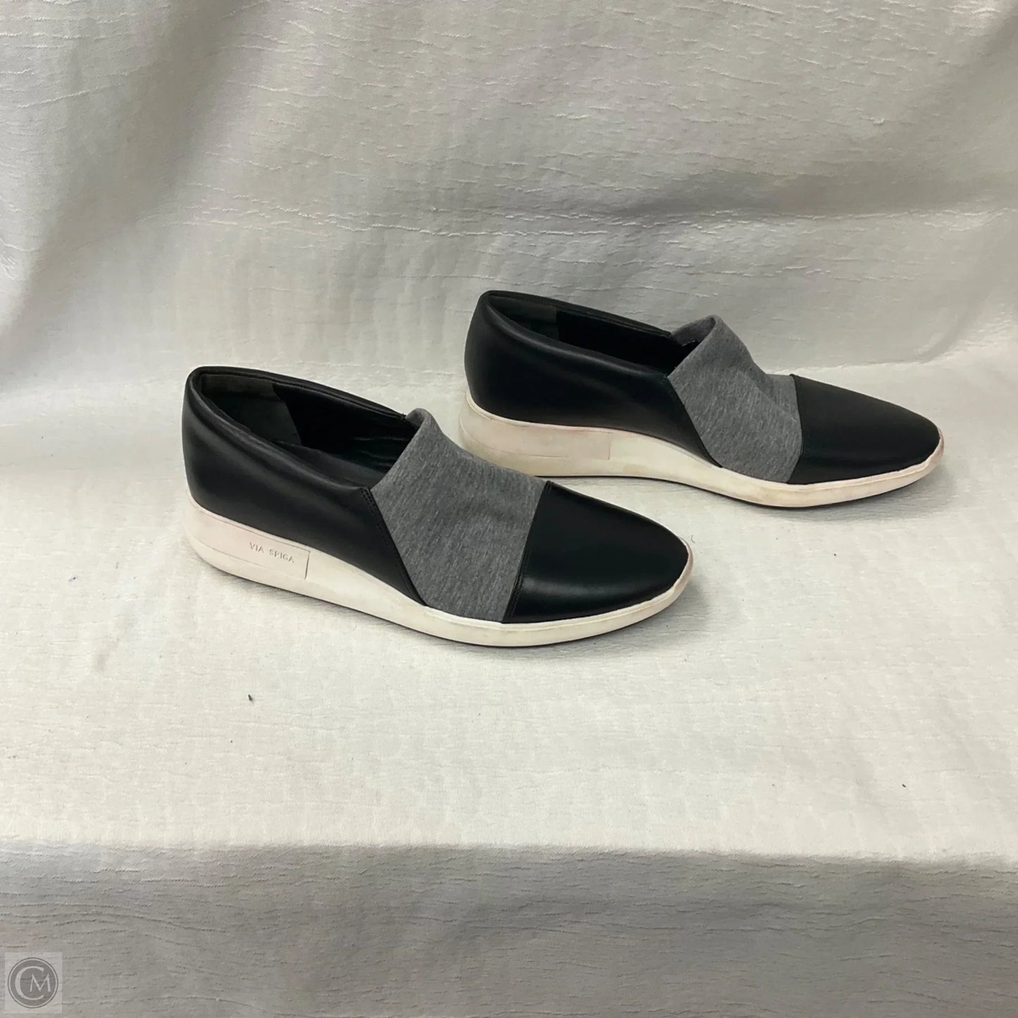 Shoes Sneakers By Via Spiga In Black & Grey, Size: 7.5