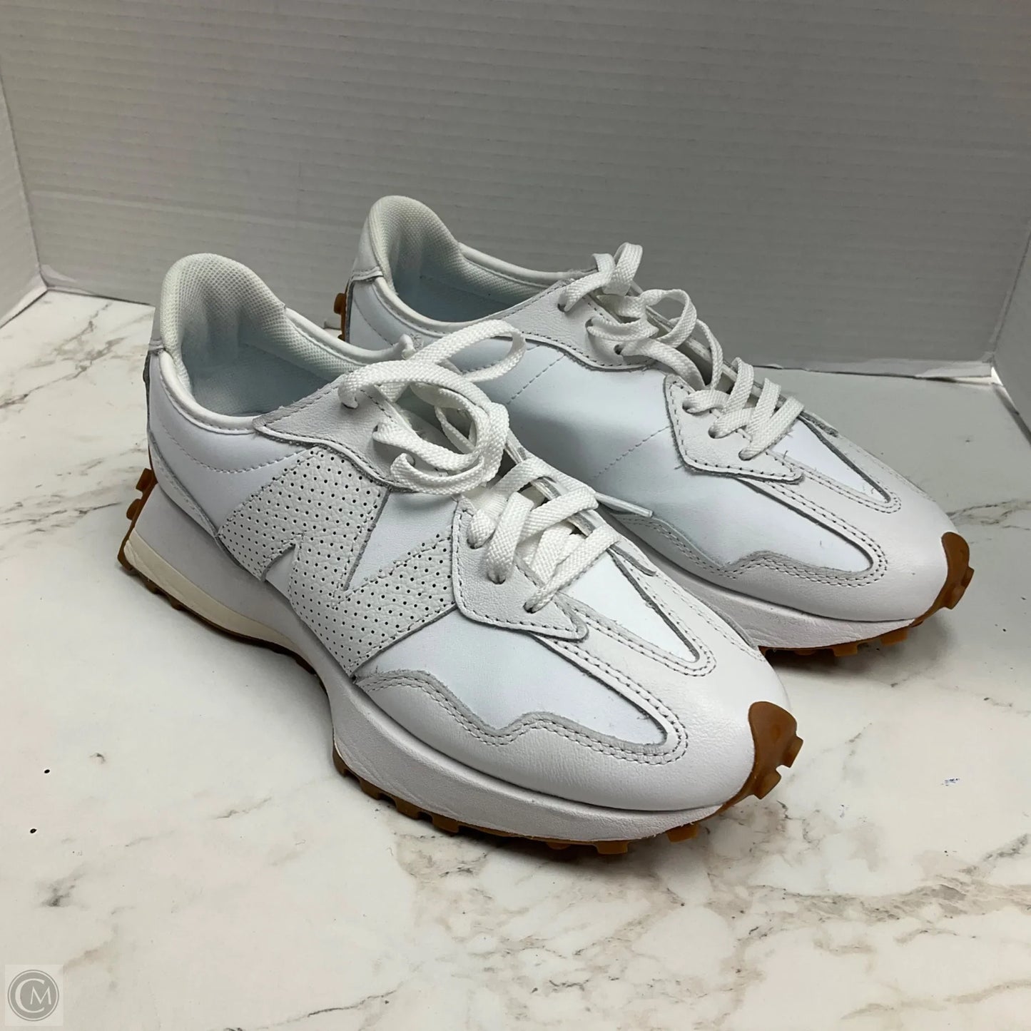 Shoes Sneakers By New Balance In White, Size: 7