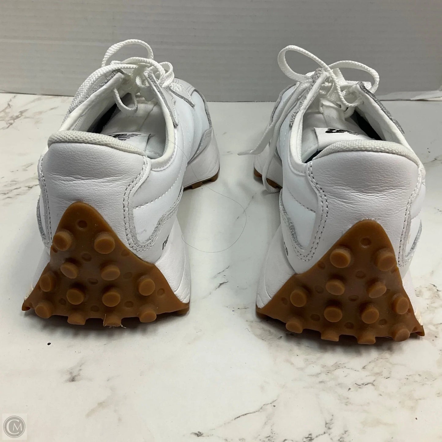 Shoes Sneakers By New Balance In White, Size: 7